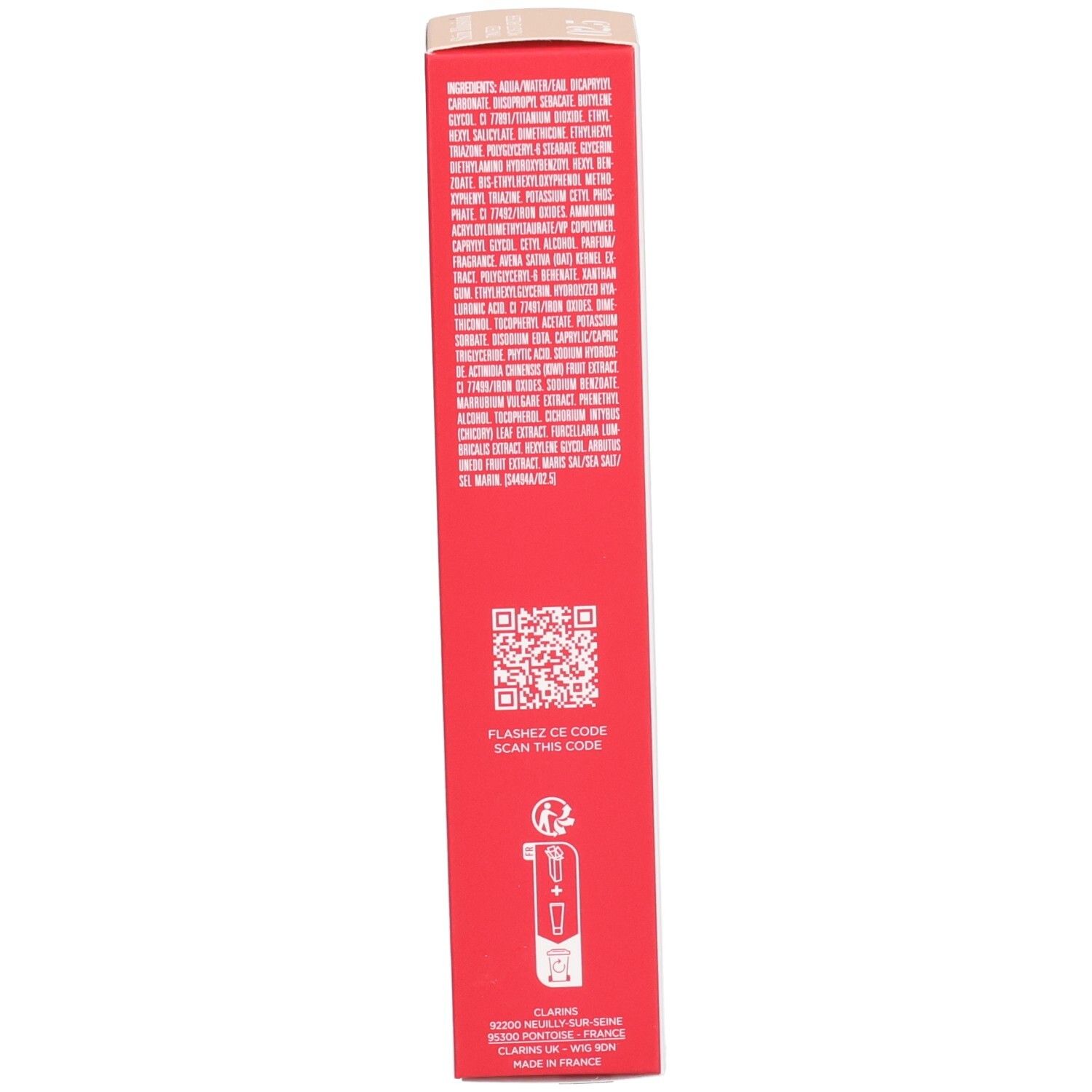 Côté de la boîte Clarins Skin Illusion avec ingrédients et code QR.