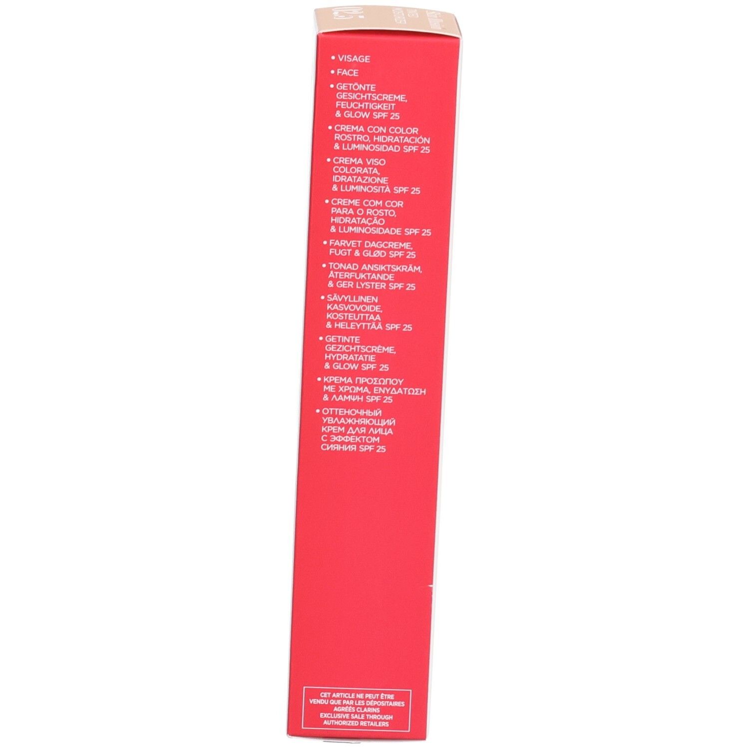 Côté de la boîte Clarins Skin Illusion avec noms de produits en plusieurs langues.