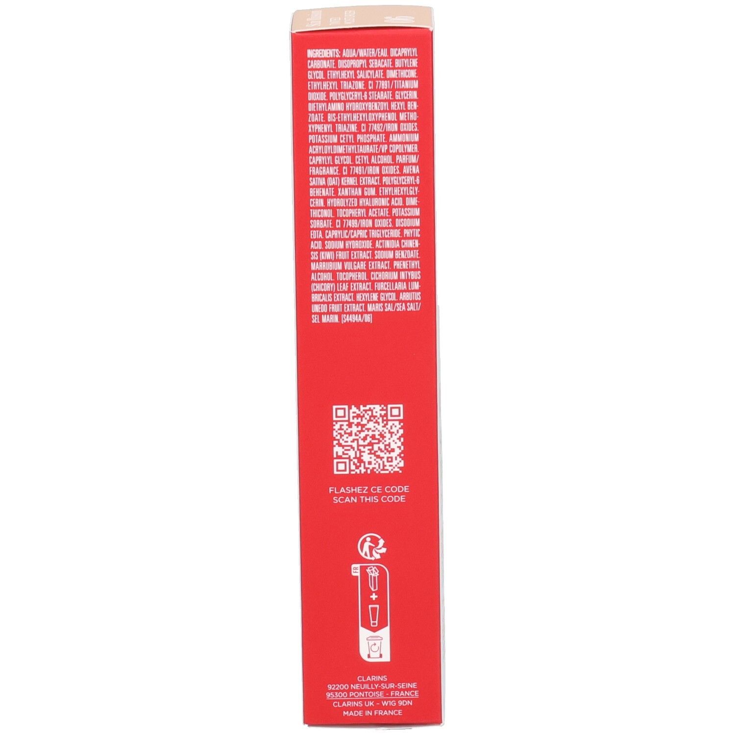 Vue latérale de la boîte Clarins Skin Illusion SPF 25 avec ingrédients.