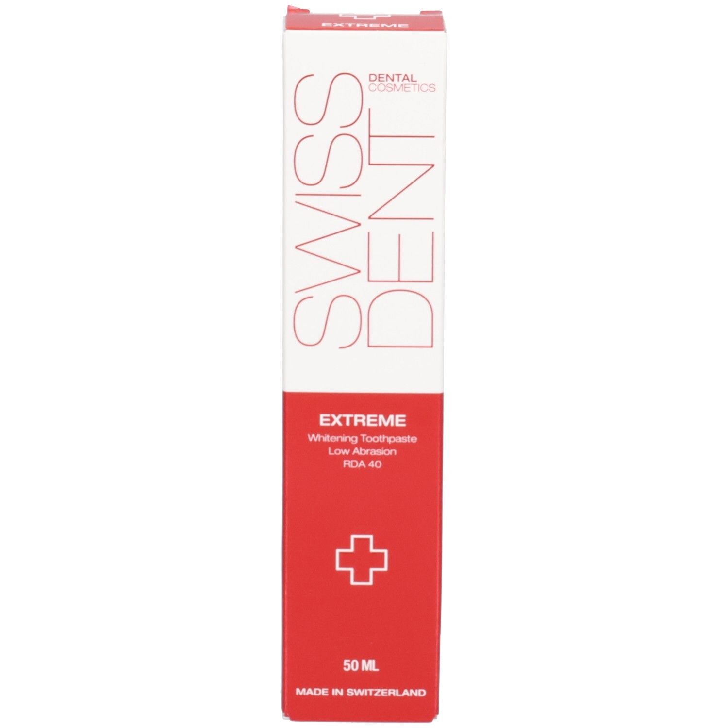 Boîte avec bande rouge. Inscriptions: SWISSDENT, EXTREME, Whitening Toothpaste, RDA 40. 50 ml. Fond blanc.