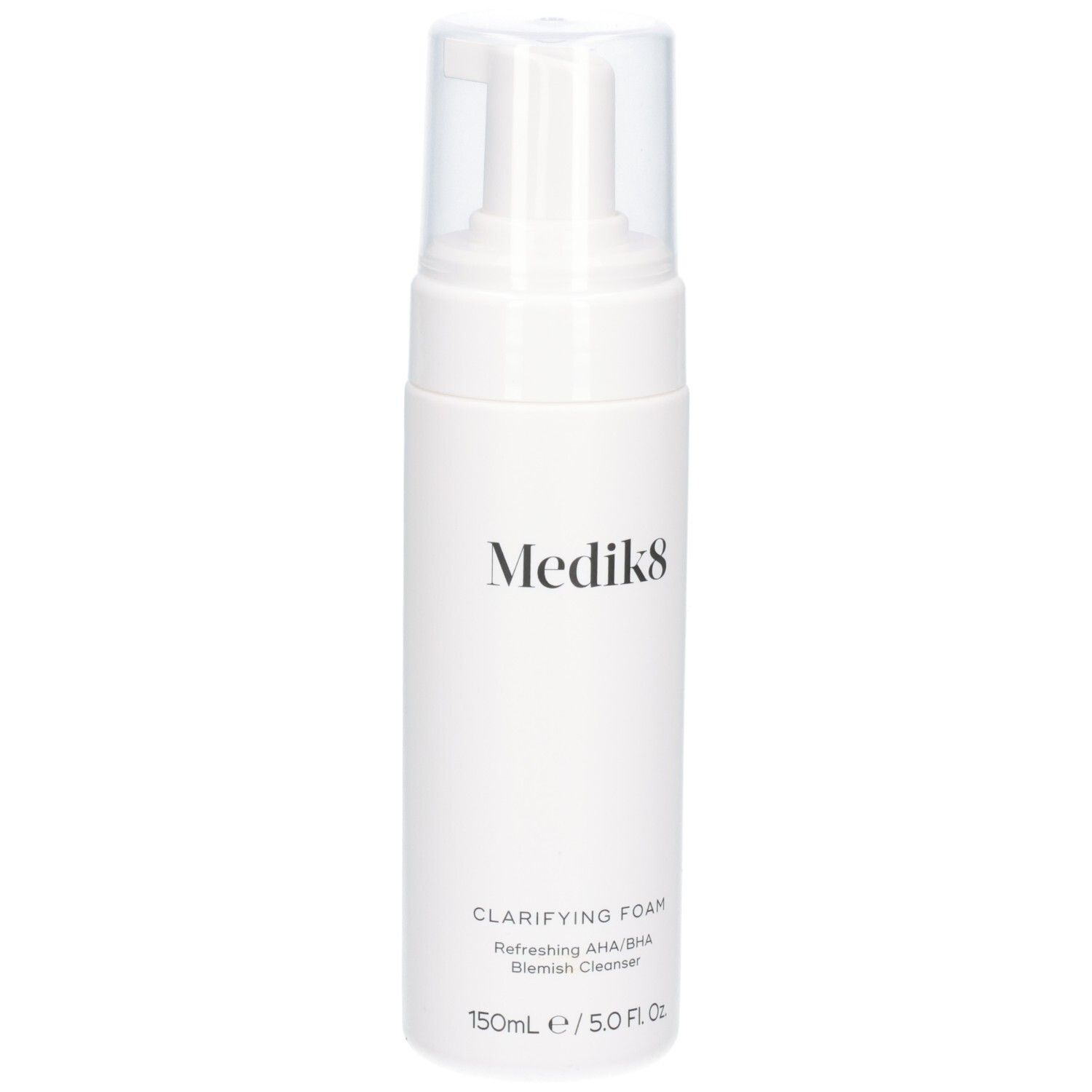 Flacon pompe Medik8 Clarifying Foam, vue de face avec distributeur et capuchon transparent. 150ml / 5.0 Fl. Oz.