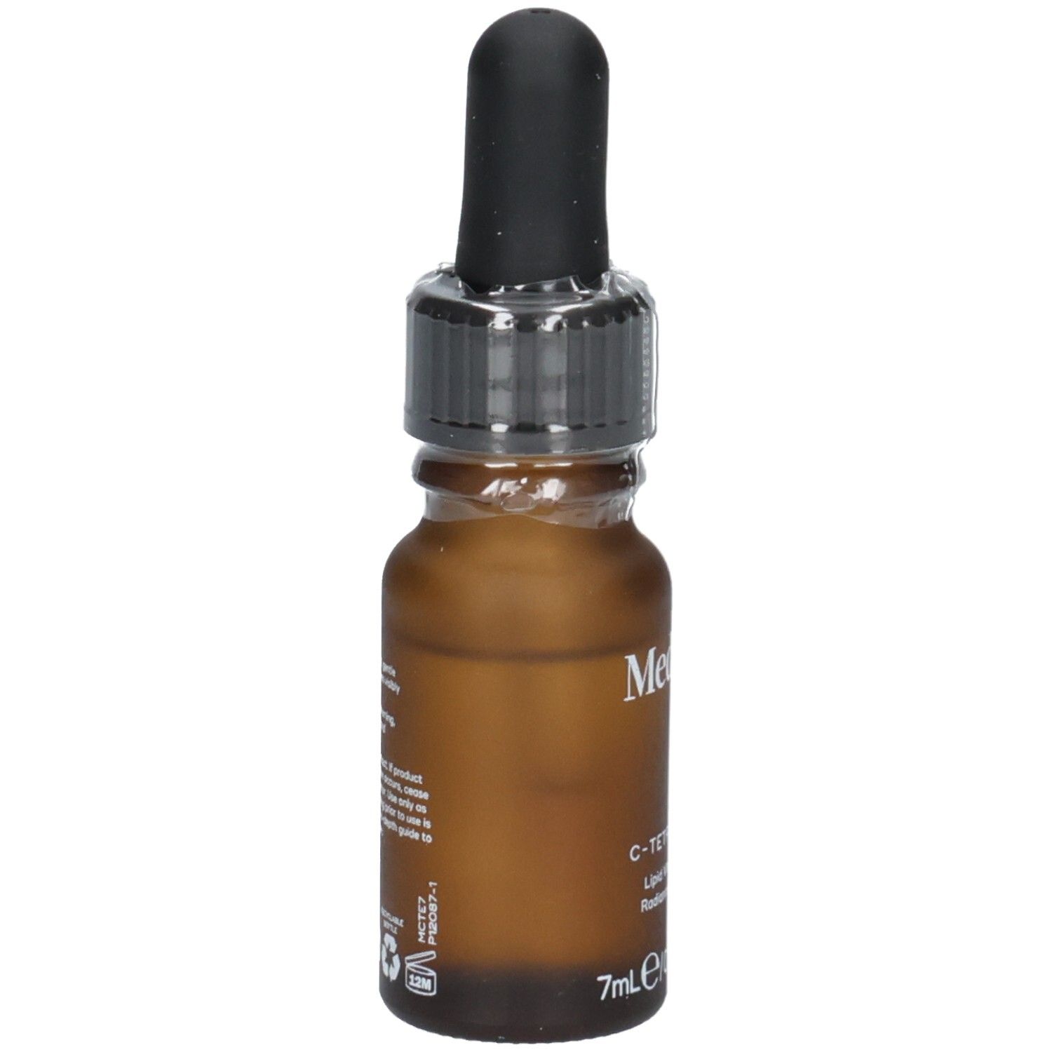Sérum contour des yeux Medik8 C-Tetra, vue latérale du flacon en verre brun avec pipette. 7ml / 0.23 Fl. Oz.