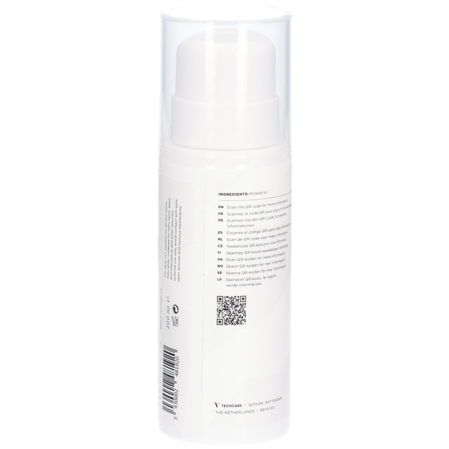 Flacon blanc avec pompe. Dos avec texte. Liste des ingrédients. Nom du produit : RÉVVI Basic Massage Oil.