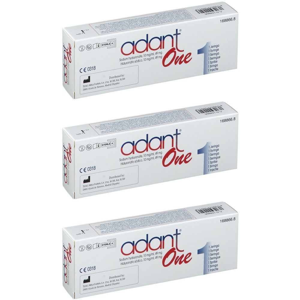 Trois boîtes blanches avec le nom "adant One" en rouge. Inscription : Sodium hyaluronate 12mg/ml. Logo CE0318 et symbole stérile.