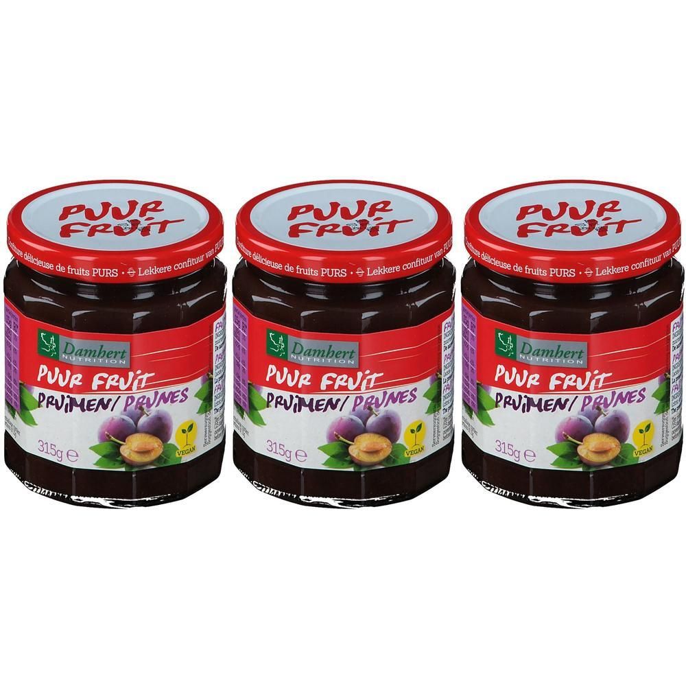 Trois pots de confiture de prune avec couvercles rouges. Étiquette avec nom du produit, prune et indication de poids.