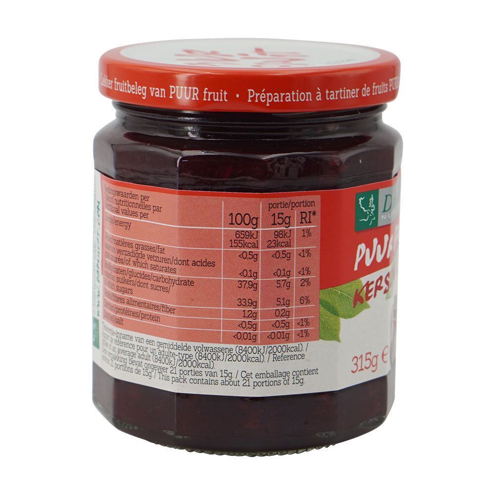 Dos d'un pot de confiture Damhert Puur Fruit aux cerises. Étiquette rouge avec informations nutritionnelles. Couvercle rouge.