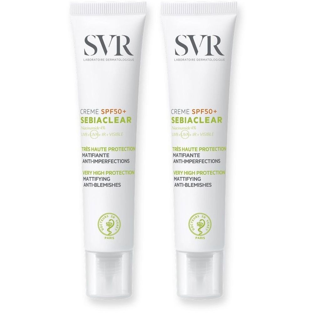 Deux tubes de SVR Sebiaclear Crème SPF50+. Tubes blancs avec texte vert. Crème SPF50+, anti-imperfections.