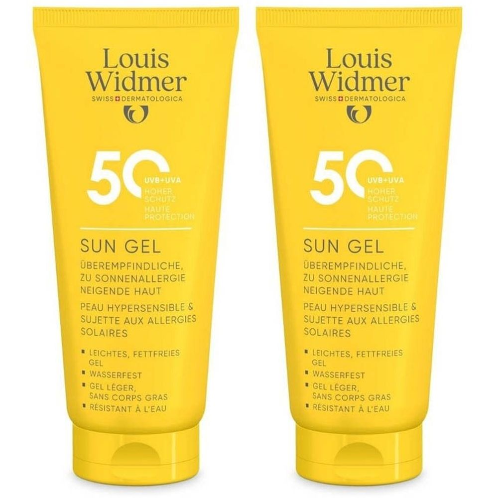 Deux tubes jaunes de Louis Widmer Sun Gel SPF50. Inscription: 50, Sun Gel, pour peaux allergiques au soleil. Résistant à l'eau, gel léger.