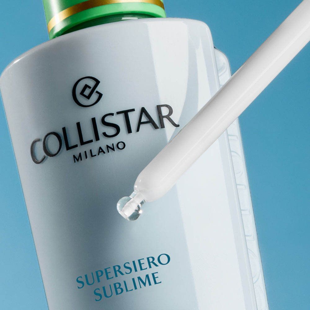 Flacon Collistar Hydra-Illuminating Renewing Sublime Superserum à côté de sa boîte d'emballage.
