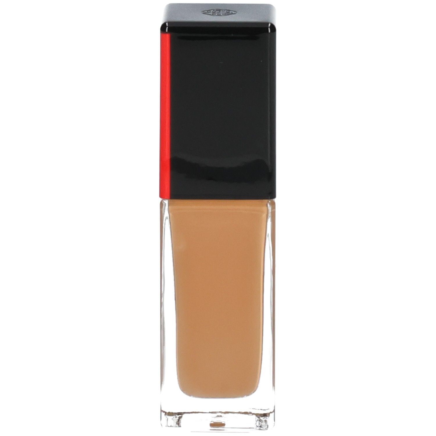 Fond de teint Shiseido Synchro Skin Radiant Lifting, flacon en verre avec bouchon noir et accent rouge.