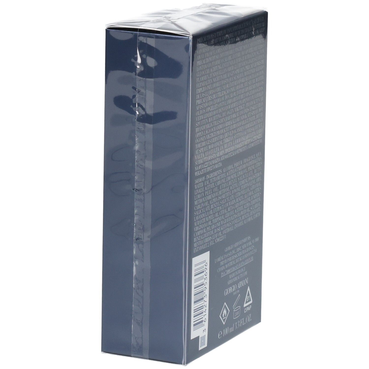 Emballage d'un parfum Giorgio Armani, 100 ml.