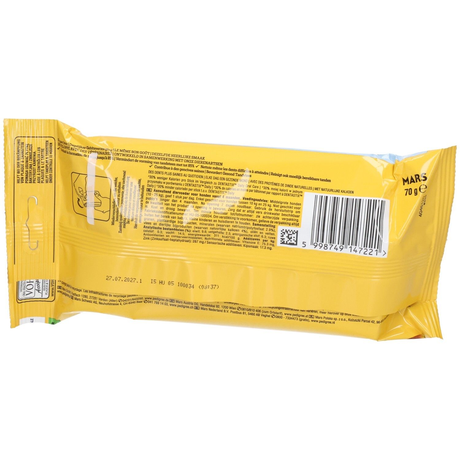 Arrière de l'emballage Pedigree Dentastix Light Medium avec code-barres et informations nutritionnelles.
