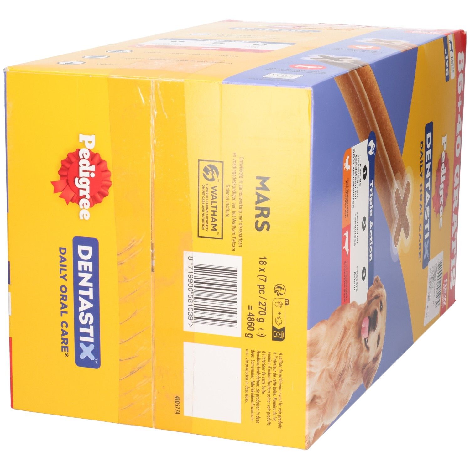 Vue latérale d'un pack Pedigree Dentastix avec code-barres et informations produit.