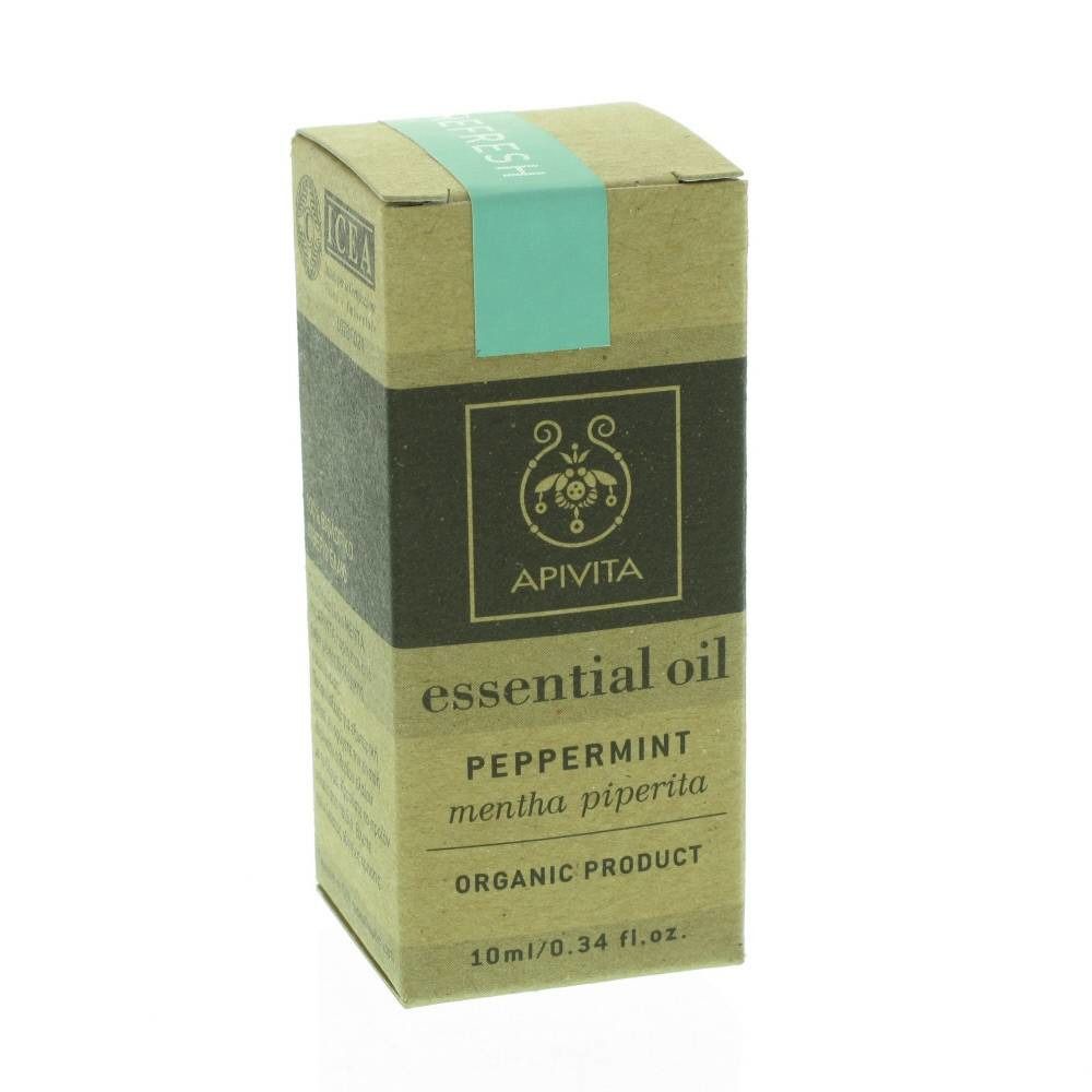 Boîte en carton avec logo et texte. Contient de l'huile essentielle de menthe poivrée. Inscription : APIVITA, essential oil, ORGANIC PRODUCT.