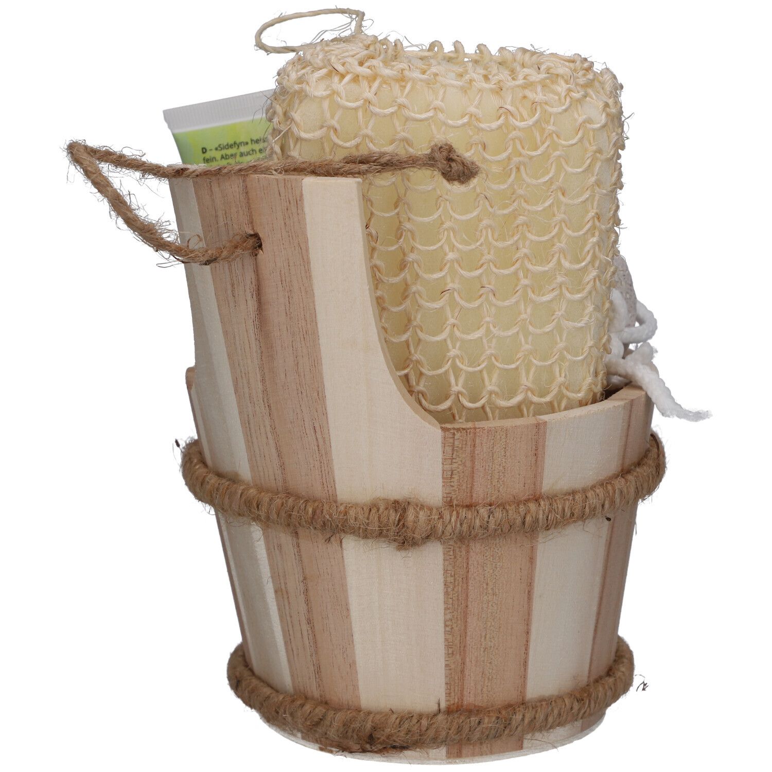 Seau en bois avec accessoires de bain : éponge, pierre ponce, gel douche. Nom du produit : sidefyn. Cosmétiques suisses.