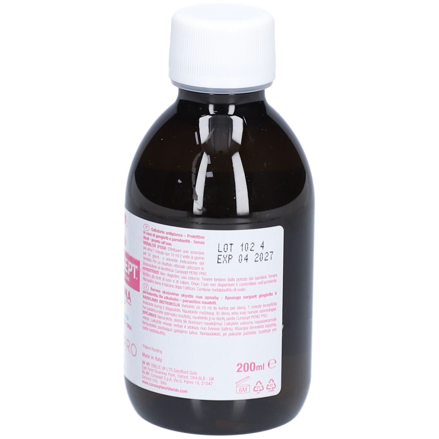 Dos d'un flacon brun avec bouchon blanc. Étiquette avec texte, lot et date de péremption. 200ml.