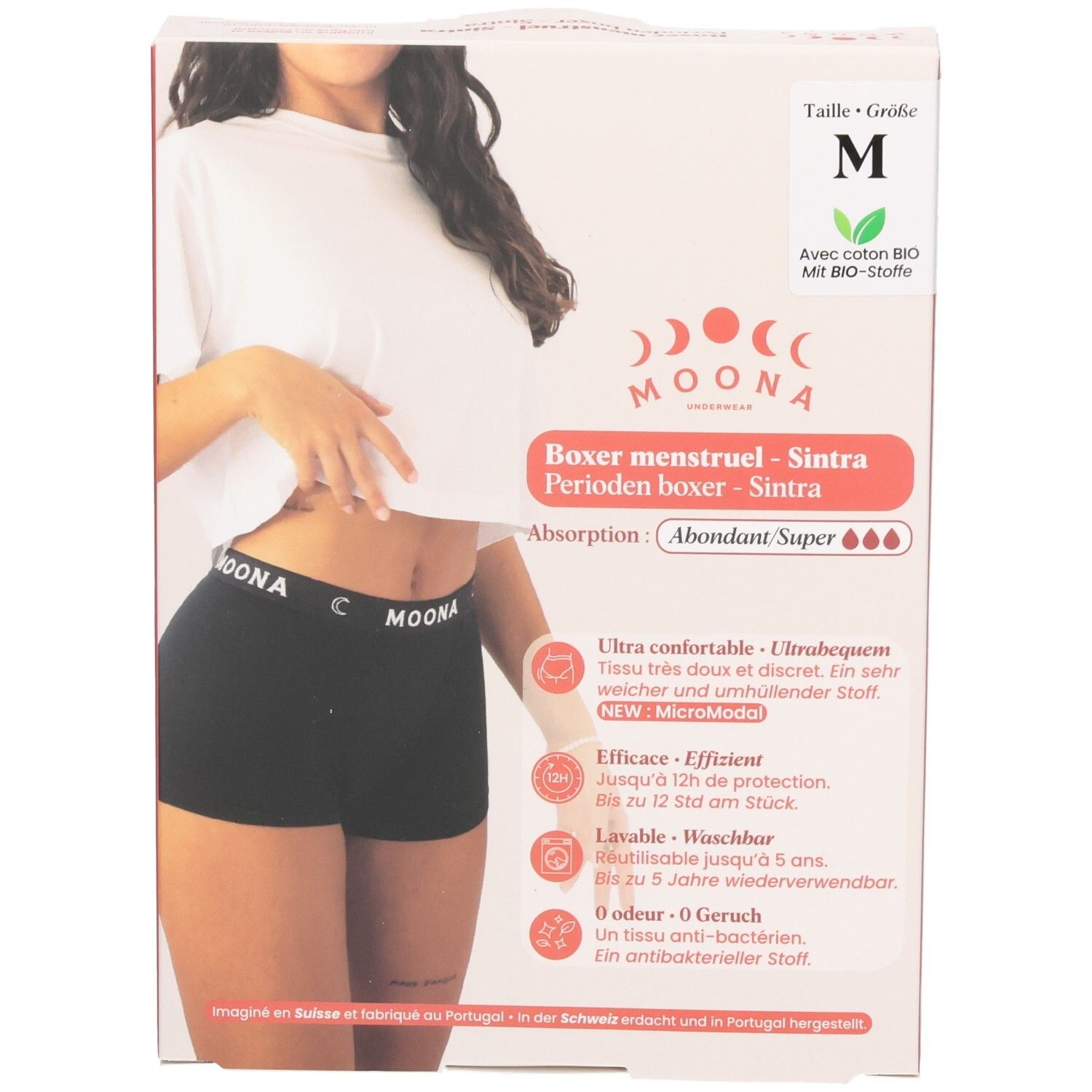 Boxer menstruel Sintra, taille M, en boîte. Tissu noir, logo MOONA. Avec coton bio. Pour flux abondant.