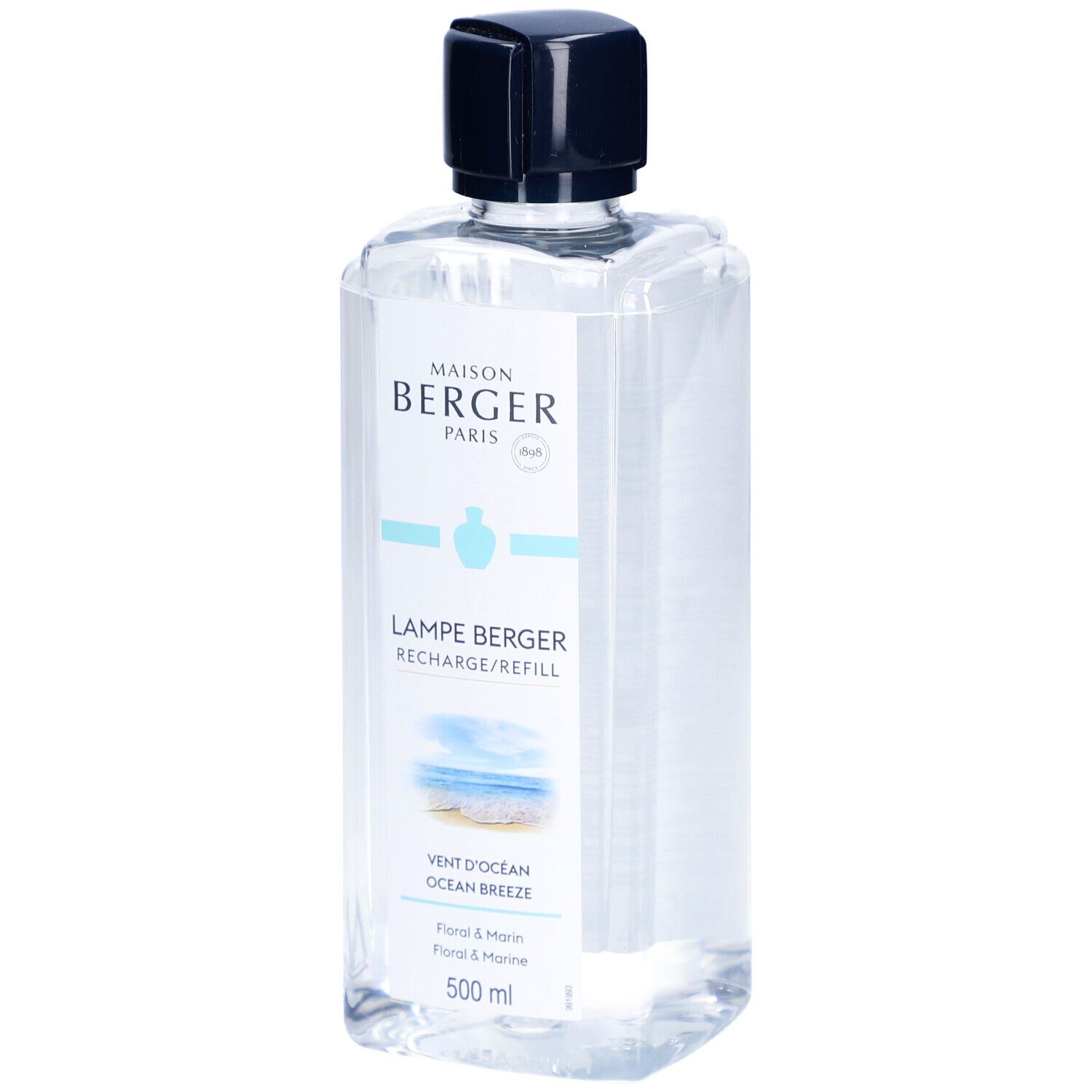 Liquide clair dans une bouteille rectangulaire avec bouchon noir. Inscription: Maison Berger Paris, Lampe Berger, Ocean Breeze.