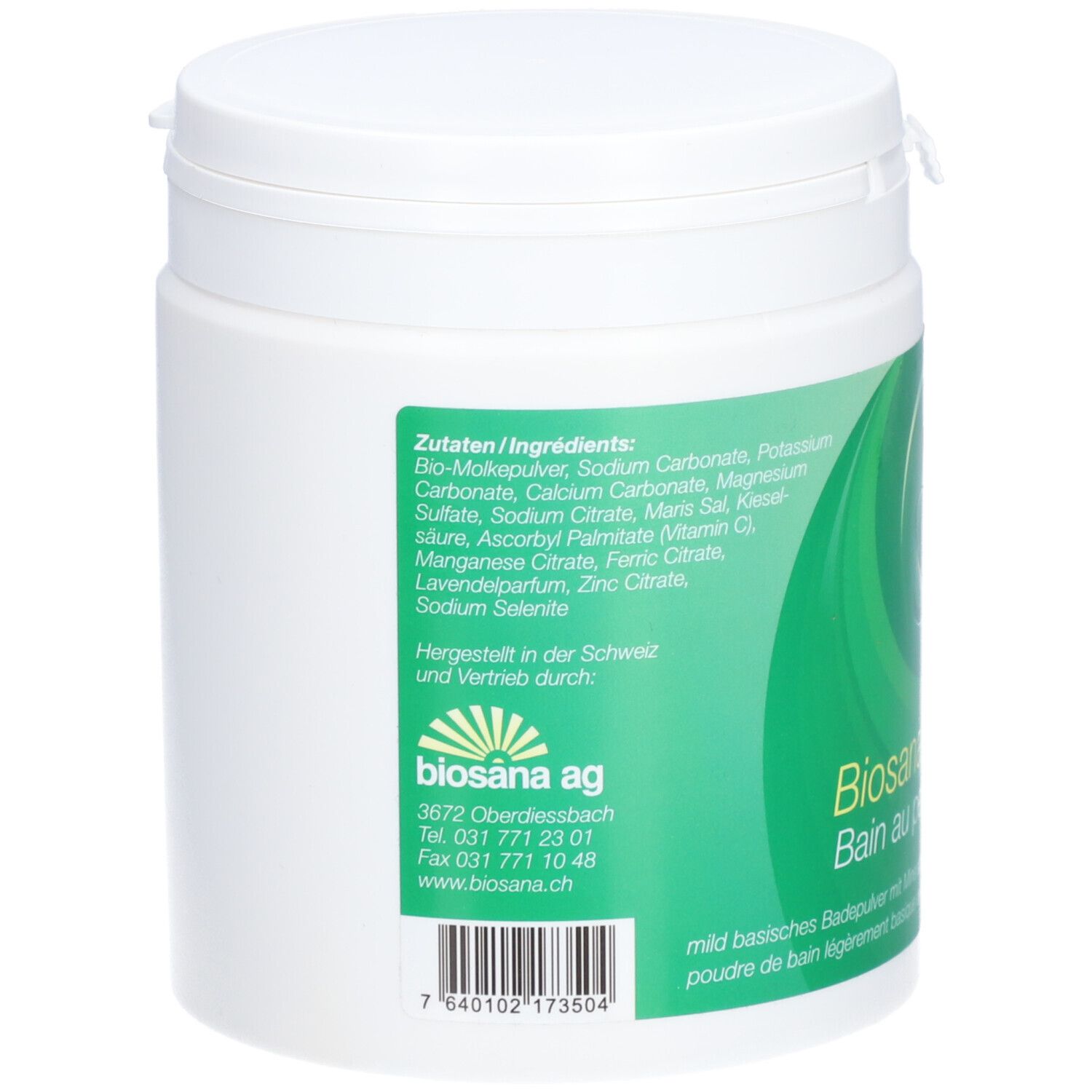 Dos du récipient blanc. Étiquette verte avec liste des ingrédients et informations fabricant : biosana ag, Suisse.