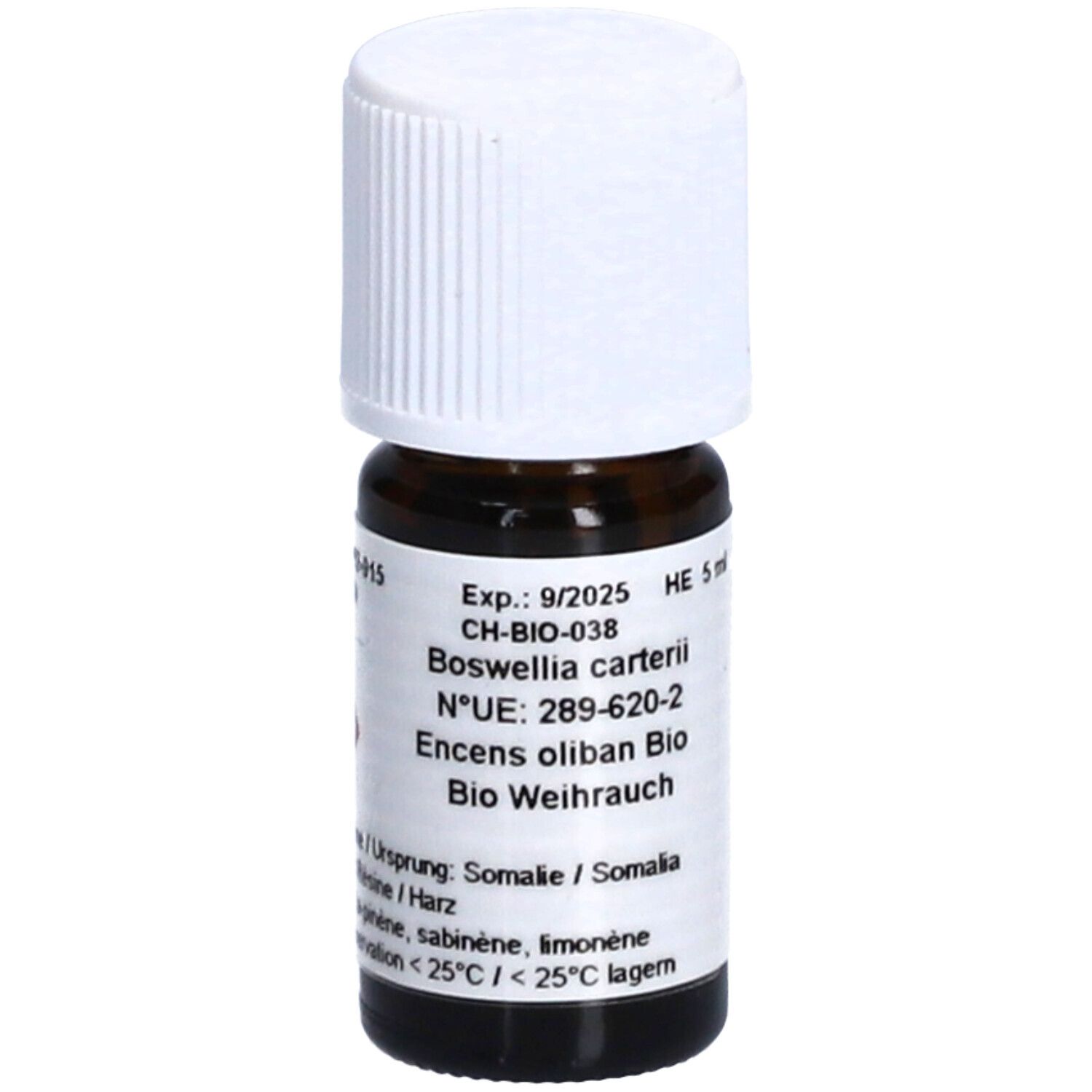 Flacon en verre brun avec bouchon blanc. Étiquette avec texte: Exp. 9/2025, CH-BIO-038, Boswellia carterii, Encens oliban Bio, Bio Weihrauch.