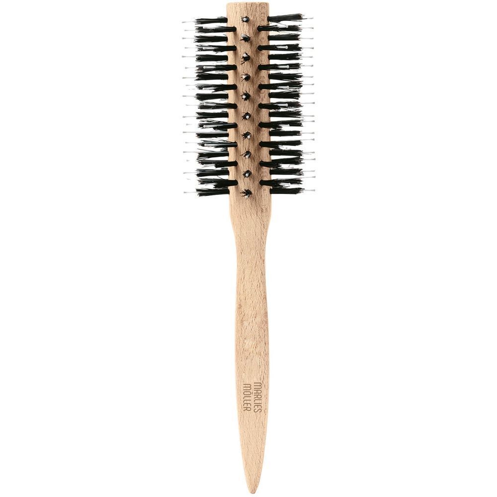 Brosse ronde à cheveux avec manche en bois et poils noirs. Le nom de la marque est sur le manche.