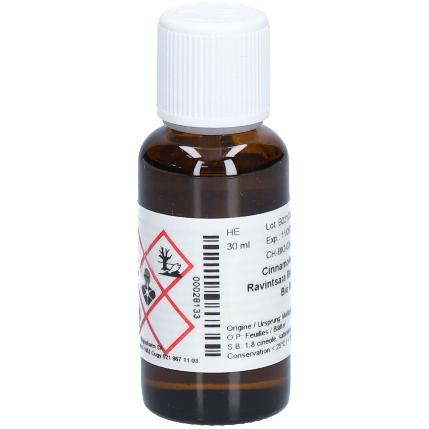 Flacon en verre brun avec bouchon blanc. Étiquette avec symboles de danger et code-barres. Contient 30 ml d'huile essentielle.