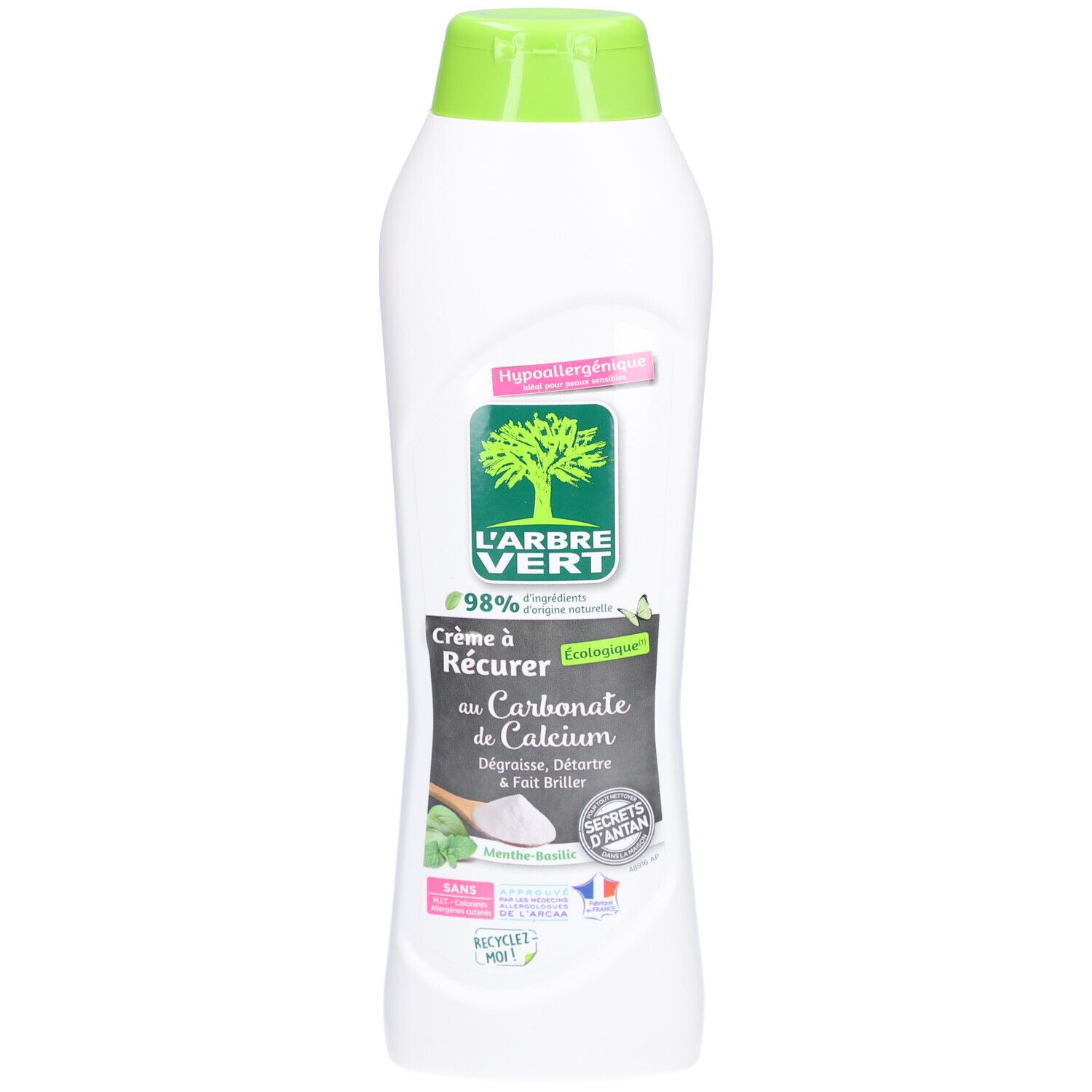 Flacon blanc et vert avec étiquette. Texte: L'ARBRE VERT, Crème à récurer au Carbonate de Calcium. Produit écologique.