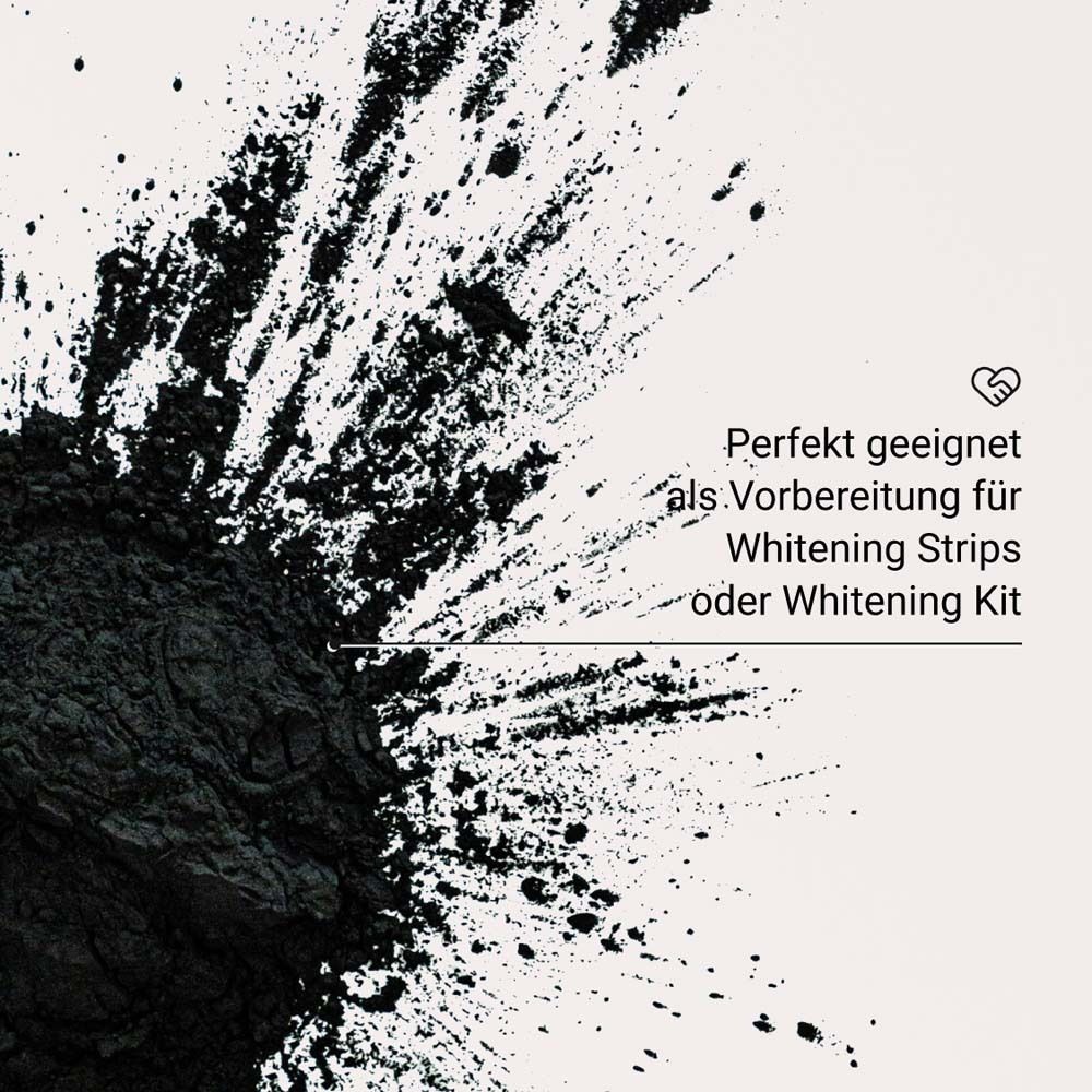 Poudre noire sur fond blanc. Texte: Parfaitement adapté comme préparation pour les Whitening Strips.