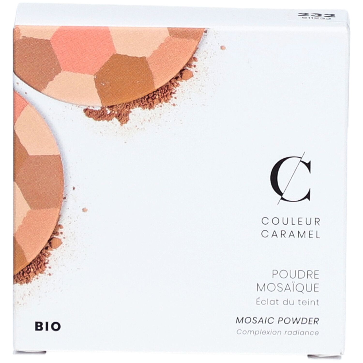 Boîte blanche avec poudre mosaïque. Marque COULEUR CARAMEL, logo BIO. Numéro 232. Texte: Poudre Mosaïque, Eclat du teint, Mosaic Powder.