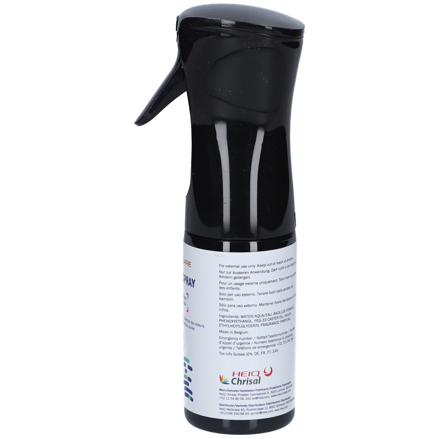 Flacon pulvérisateur noir avec texte. Contient 180ml. Texte sur étiquette blanche. HEIQ SYNBIO CARE ATHLETE SPRAY.