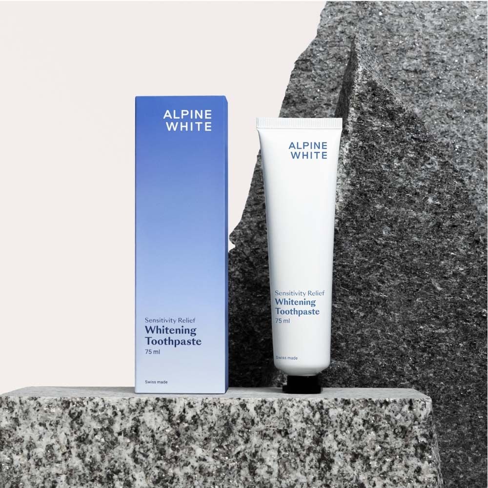 Tube et boîte de dentifrice ALPINE WHITE. Blanchiment, sensibilité. 75 ml.