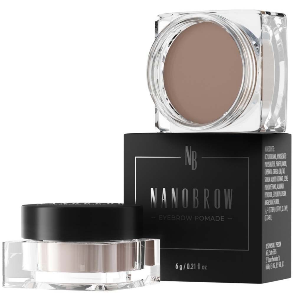 Trois contenants de NANOBROW Eyebrow Pomade Medium Brown. Deux dans des contenants transparents, un dans un emballage noir.