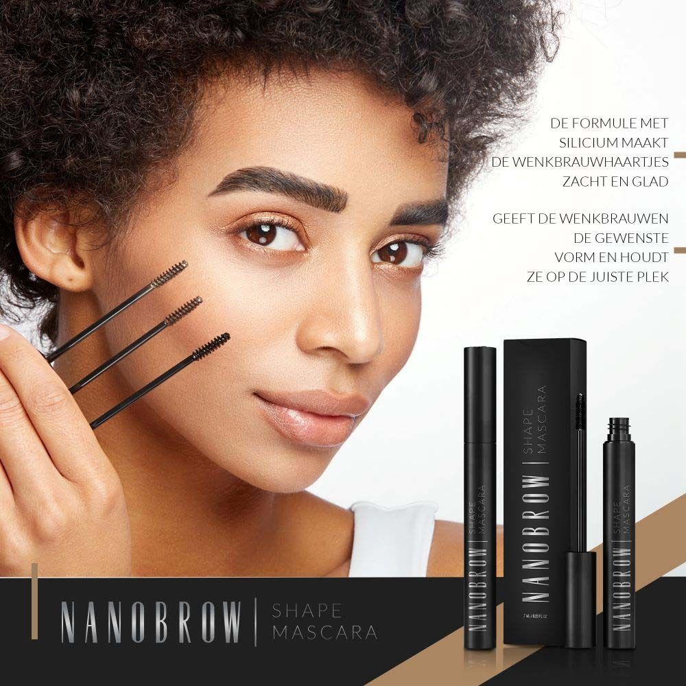 Femme avec mascara et applicateurs. NANOBROW Shape Mascara est écrit sur le mascara. Texte: Formule au silicium adoucit les sourcils.