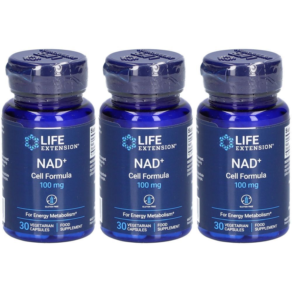 Trois flacons bleus avec texte blanc. Inscription: LIFE EXTENSION NAD+ Cell Formula 100 mg. 30 capsules végétariennes. Complément alimentaire.