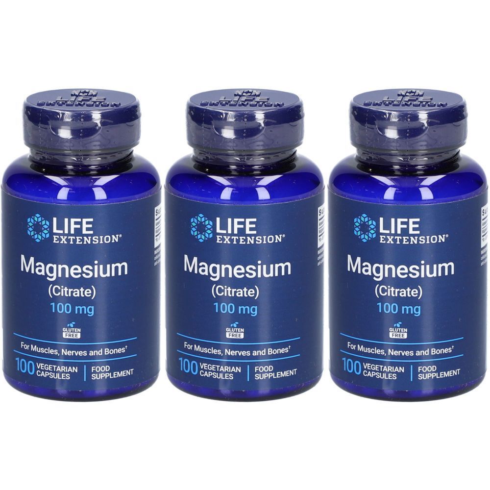 Trois flacons bleus de LIFE EXTENSION Magnesium (Citrate) 100 mg. Inscription : Pour les muscles, les nerfs et les os. 100 gélules végétariennes.