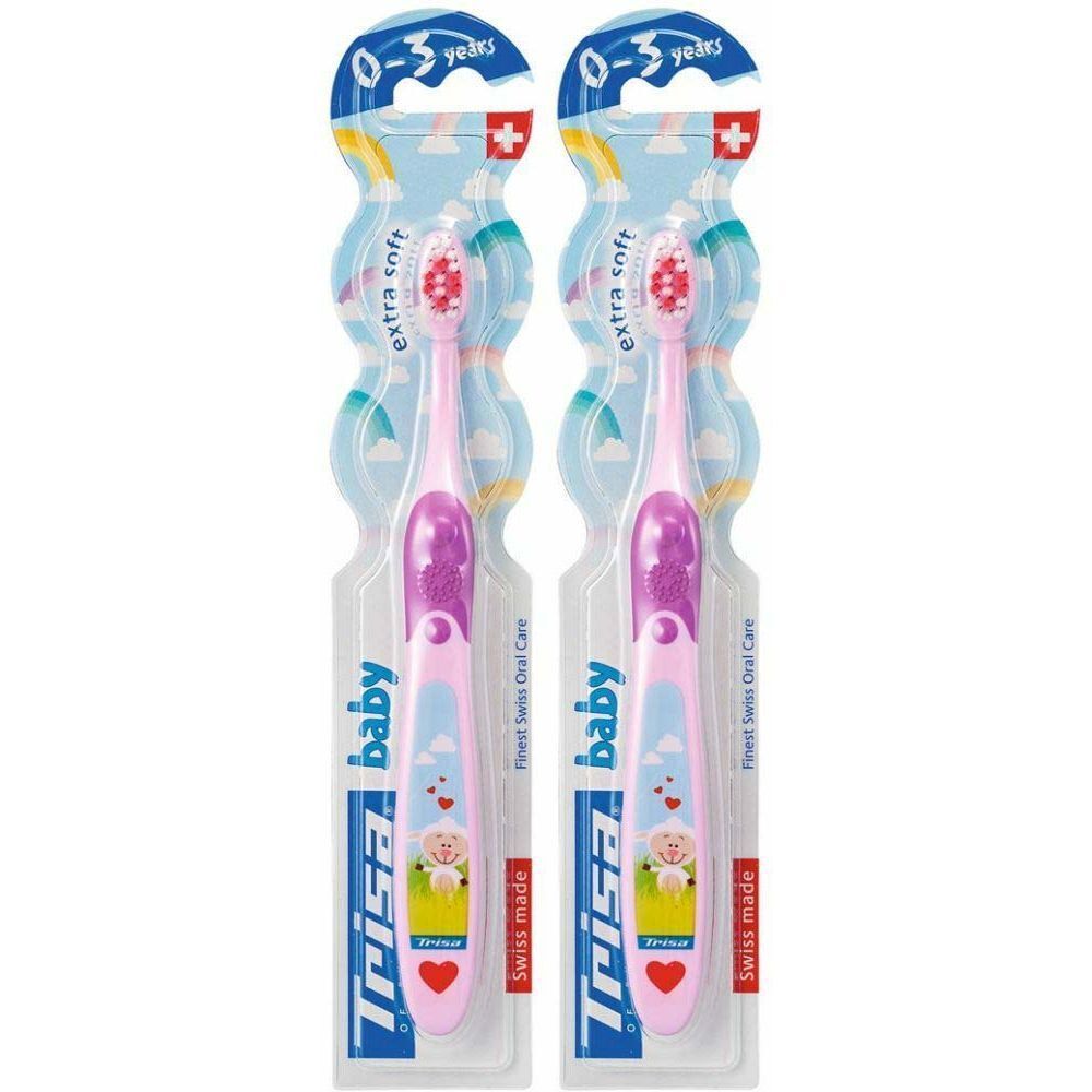 Deux brosses à dents roses pour bébés dans leur emballage. L'emballage porte les mentions "Trisa baby", "0-3 ans" et "Swiss made".