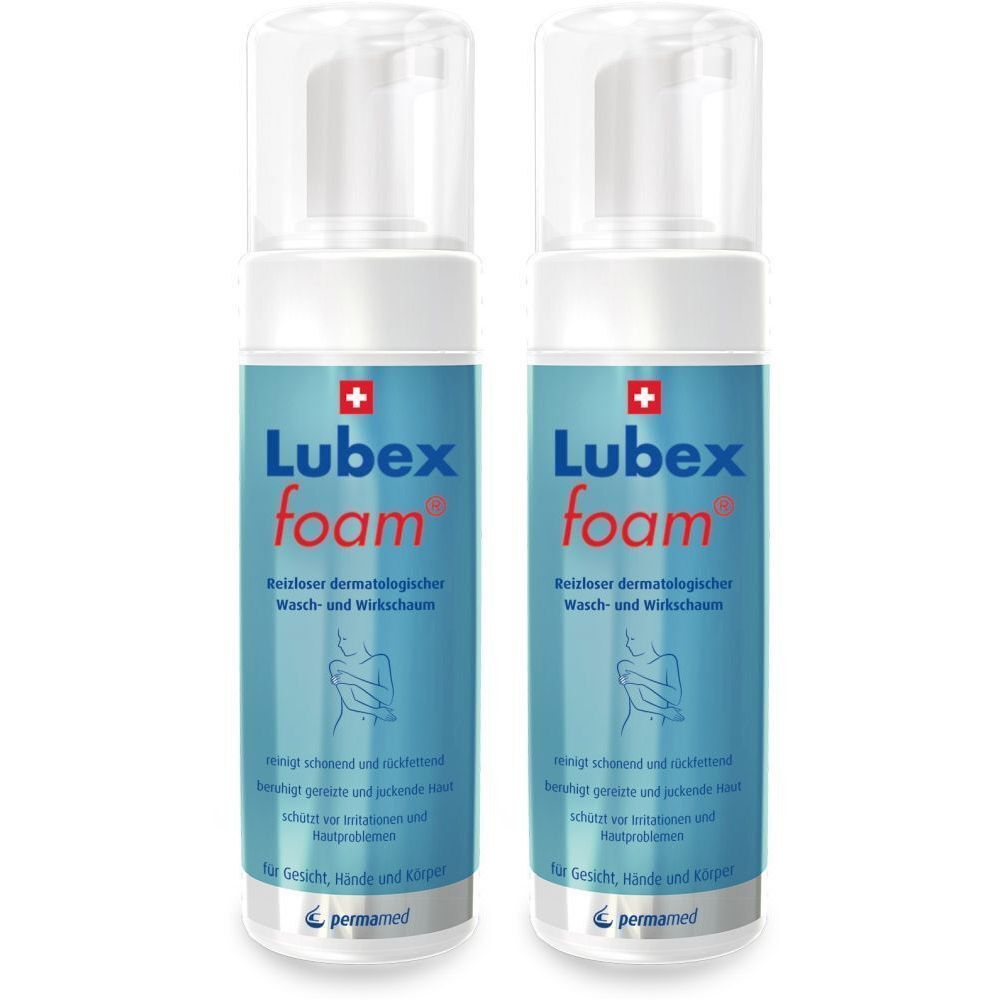 Deux flacons de LUBEX foam®. Étiquettes bleues avec texte blanc et croix rouge. Inscription : Mousse lavante et efficace dermatologique.