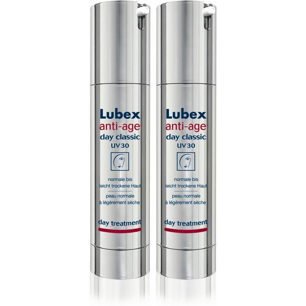 Deux flacons distributeurs argentés avec texte rouge et blanc. Inscription : Lubex anti-age day classic UV30. Pour peaux normales à légèrement sèches.