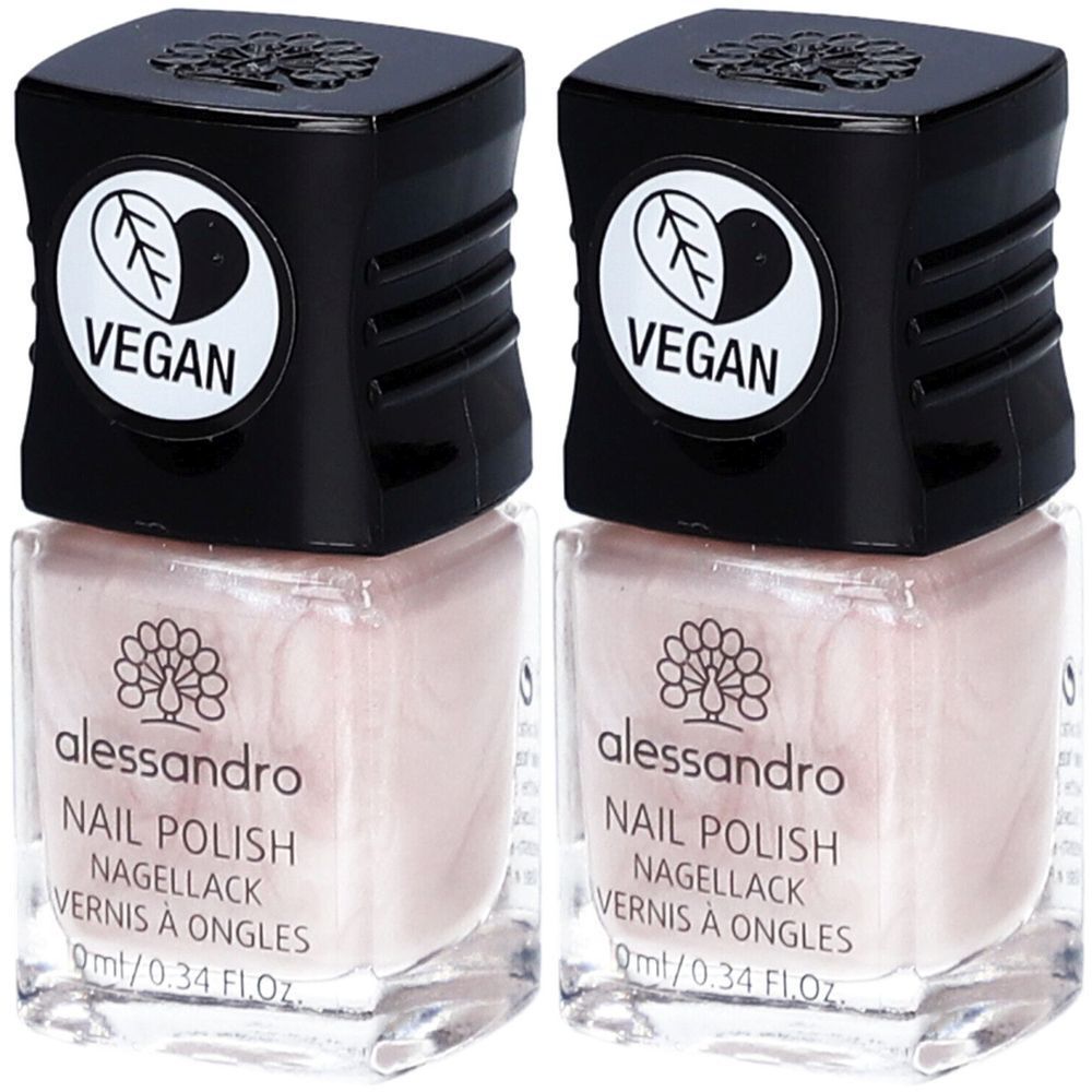 Deux flacons de vernis à ongles alessandro. Couleur rose nacré, bouchon noir avec logo Vegan. Inscription : Nail Polish, Nagellack, Vernis à Ongles.