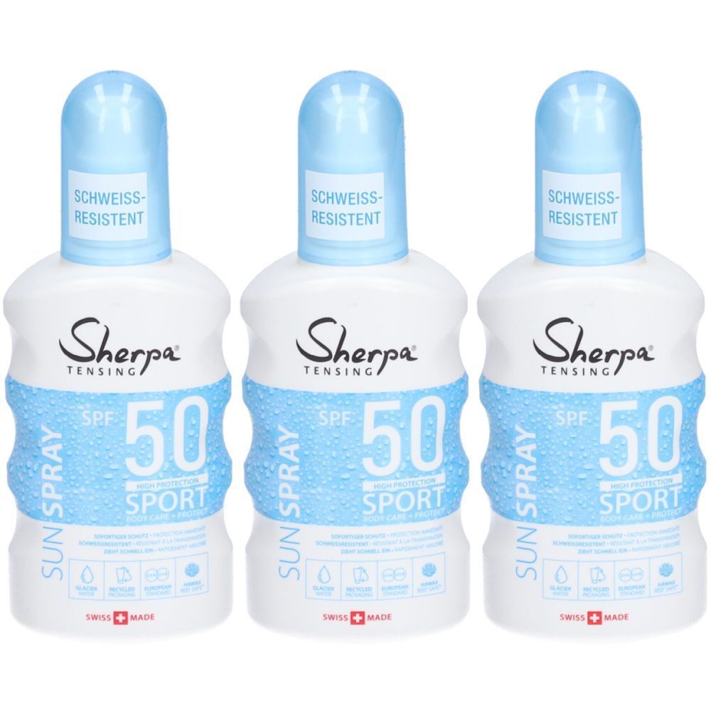 Trois flacons de spray solaire sport SHERPA® Tensing SPF 50. Flacons blancs avec bouchon bleu. Inscription : SCHWEISS-RESISTENT.
