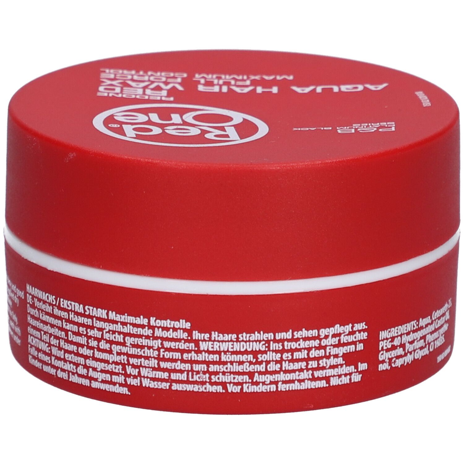 Pot rouge avec bord blanc. Inscription : Red One Aqua Hair Wax Full Force. Logo : Red One. Texte en allemand.