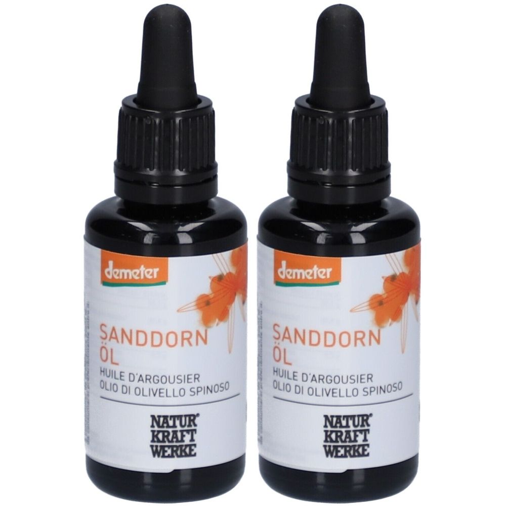 Deux flacons en verre brun avec bouchon noir. Étiquette avec "Sanddorn Öl" et "Natur Kraft Werke". Label Demeter.