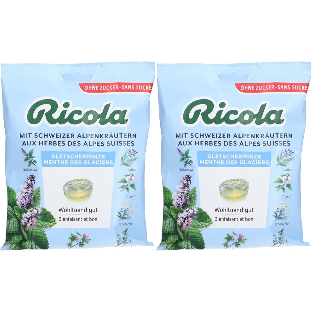Deux sachets de bonbons Ricola. Fond bleu clair. Impression avec logo, herbes et nom du produit. Sans sucre.
