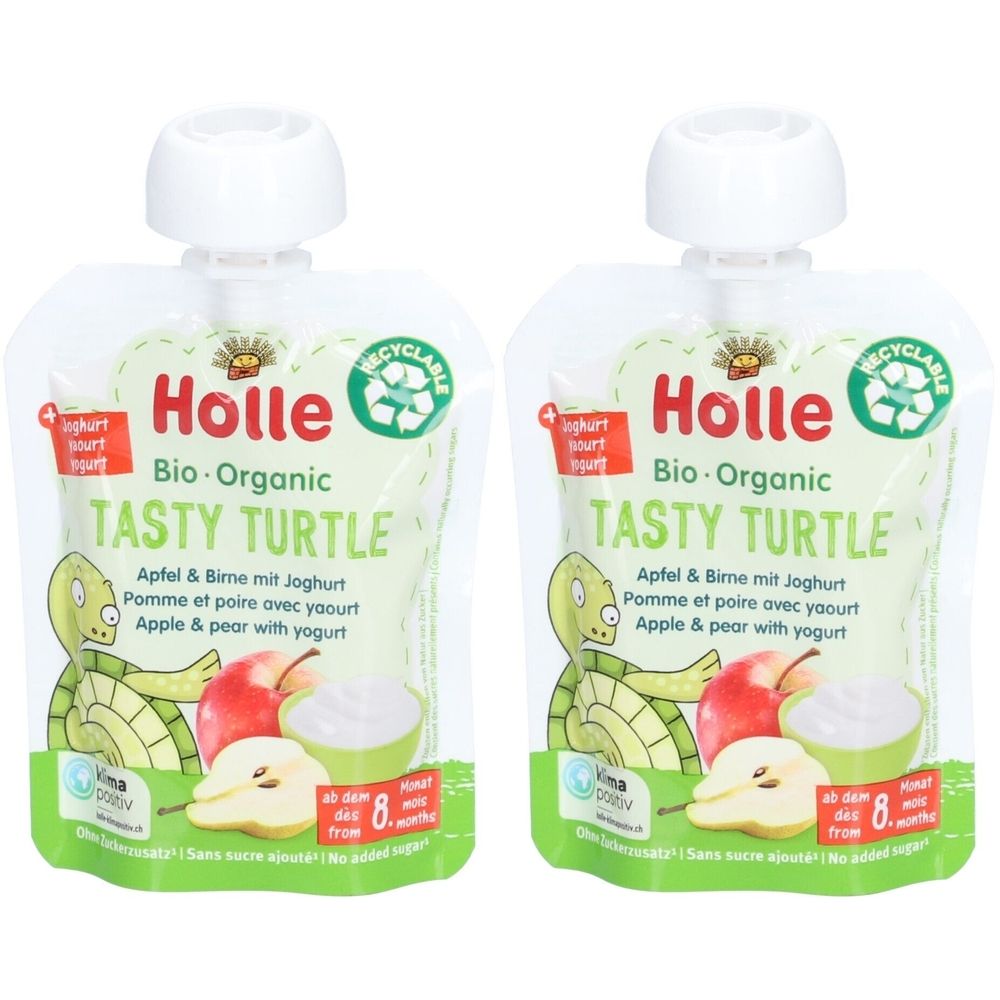 Deux sachets Holle Bio Tasty Turtle. Inscription: Pomme et poire avec yaourt. Avec symbole recyclable. Dès 8 mois.