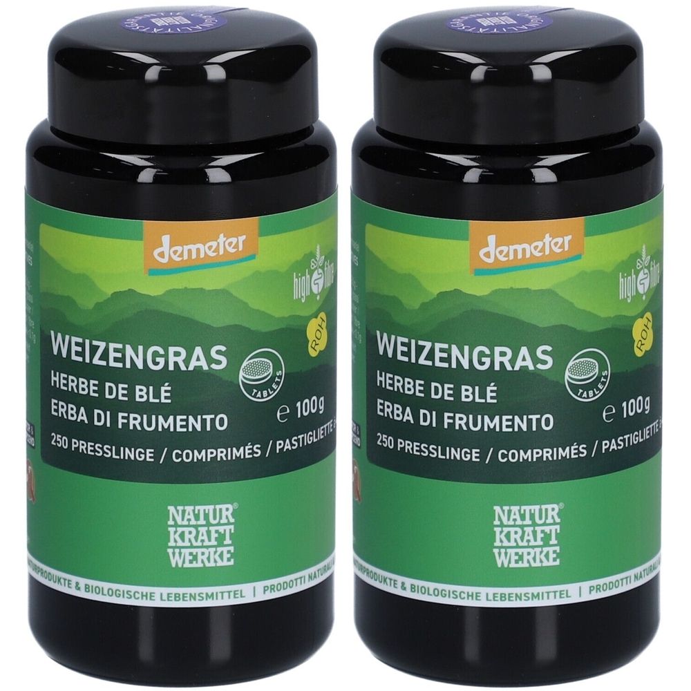 Deux flacons noirs avec étiquettes vertes. Inscription: Herbe de blé, label Demeter, 250 comprimés, 100g. Marque: NATUR KRAFT WERKE.