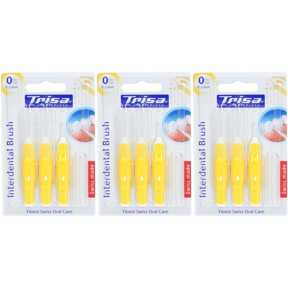 Trois paquets de brosses interdentaires. Manches jaunes, soies blanches. Emballage avec nom et logo du produit.