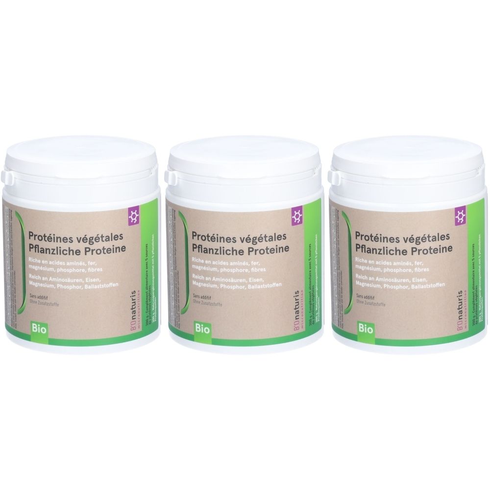 Trois pots blancs avec couvercles. Inscription: Protéines végétales Pflanzliche Proteine. Label Bio. Étiquettes vert-brun.