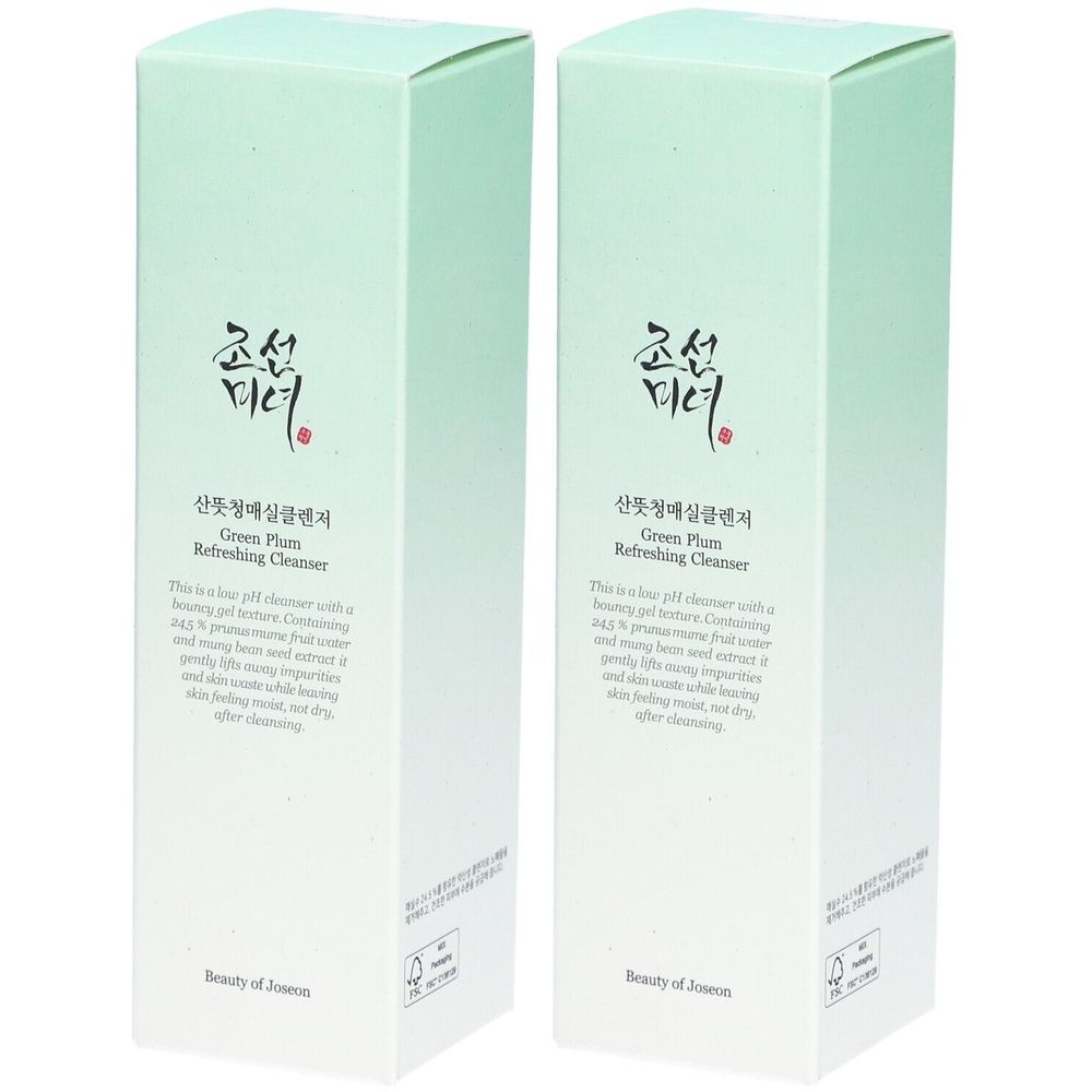 Deux boîtes rectangulaires vertes. Texte noir : "BEAUTY OF JOSEON", caractères coréens, "Green Plum Refreshing Cleanser".