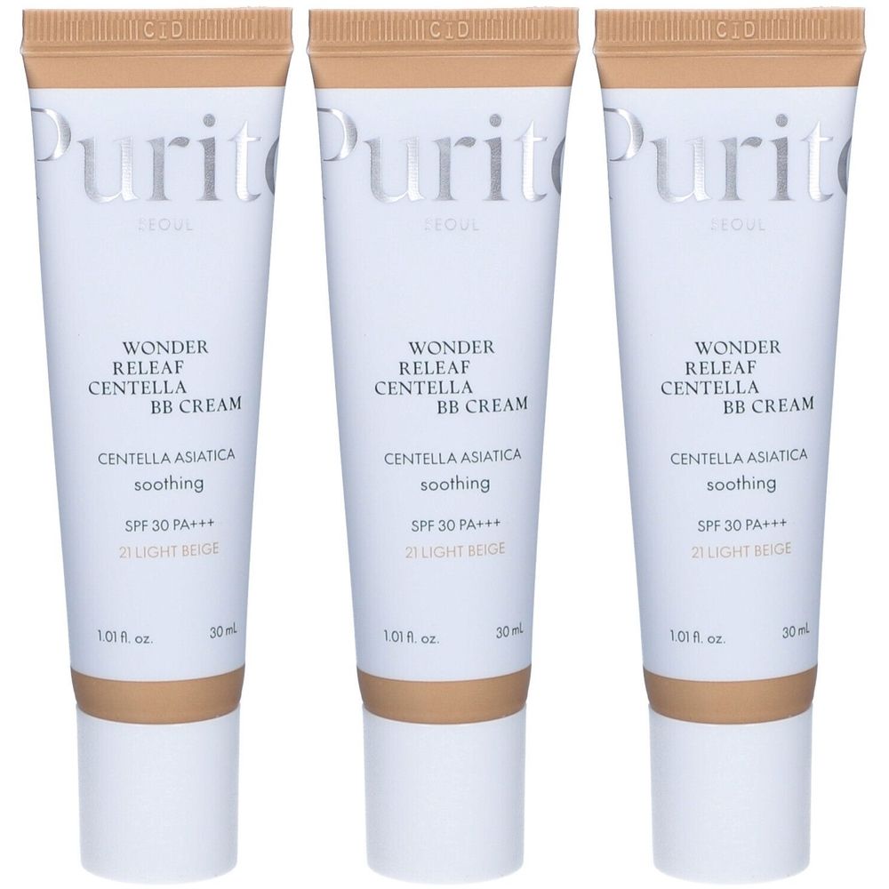 Trois tubes de PURITO Cica Clearing BB Crème. Tubes blancs avec contenu beige clair. Inscription: Wonder Releaf Centella BB Cream, SPF 30 PA+++, 21 Light Beige.