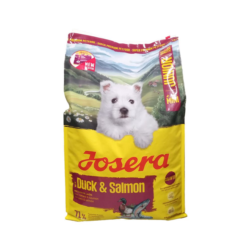 Dos d'un sac de nourriture pour chien Josera Duck & Salmon avec informations nutritionnelles.
